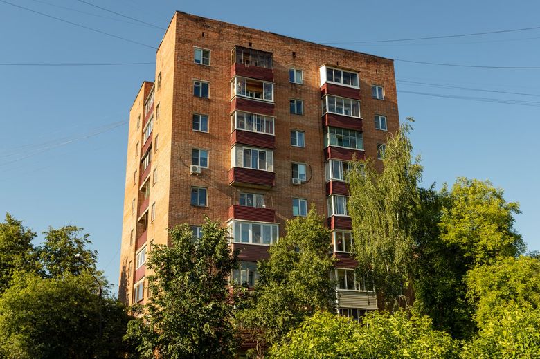 Какие нормативы регулируют усиление проемов в несущих стенах?