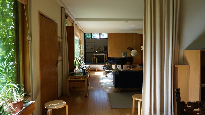Акустика гостиной: как подготовить помещение для рояля?