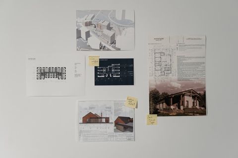 Какие нормативы регулируют качество штукатурки и стяжки в новостройках?